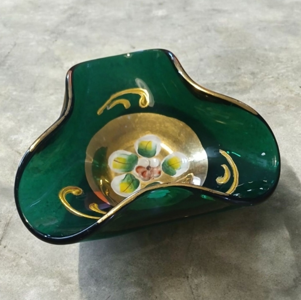 Vintsge Bohemian Art Glass Dish - Picture 2 of 11